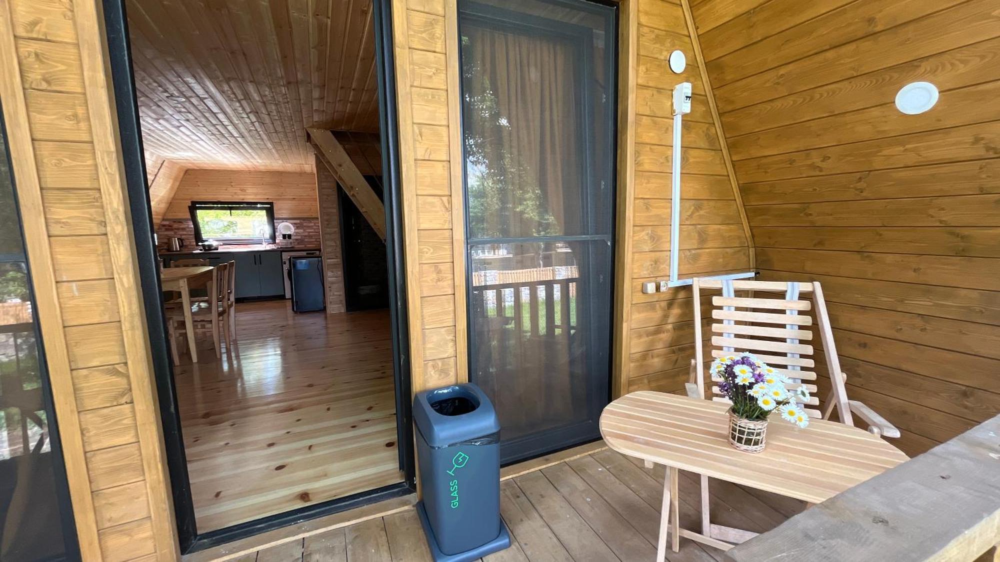 Garden House Mestia Eksteriør bilde